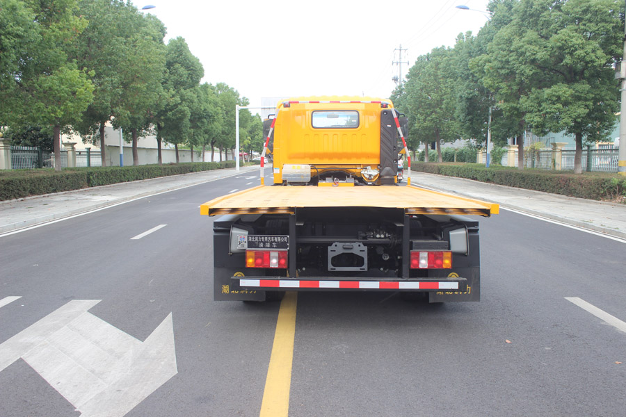 潤(rùn)知星牌SCS5044TQZZ6型清障車(chē)