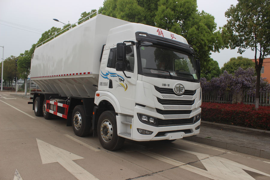潤知星牌SCS5311ZSLCA6型散裝飼料運(yùn)輸車