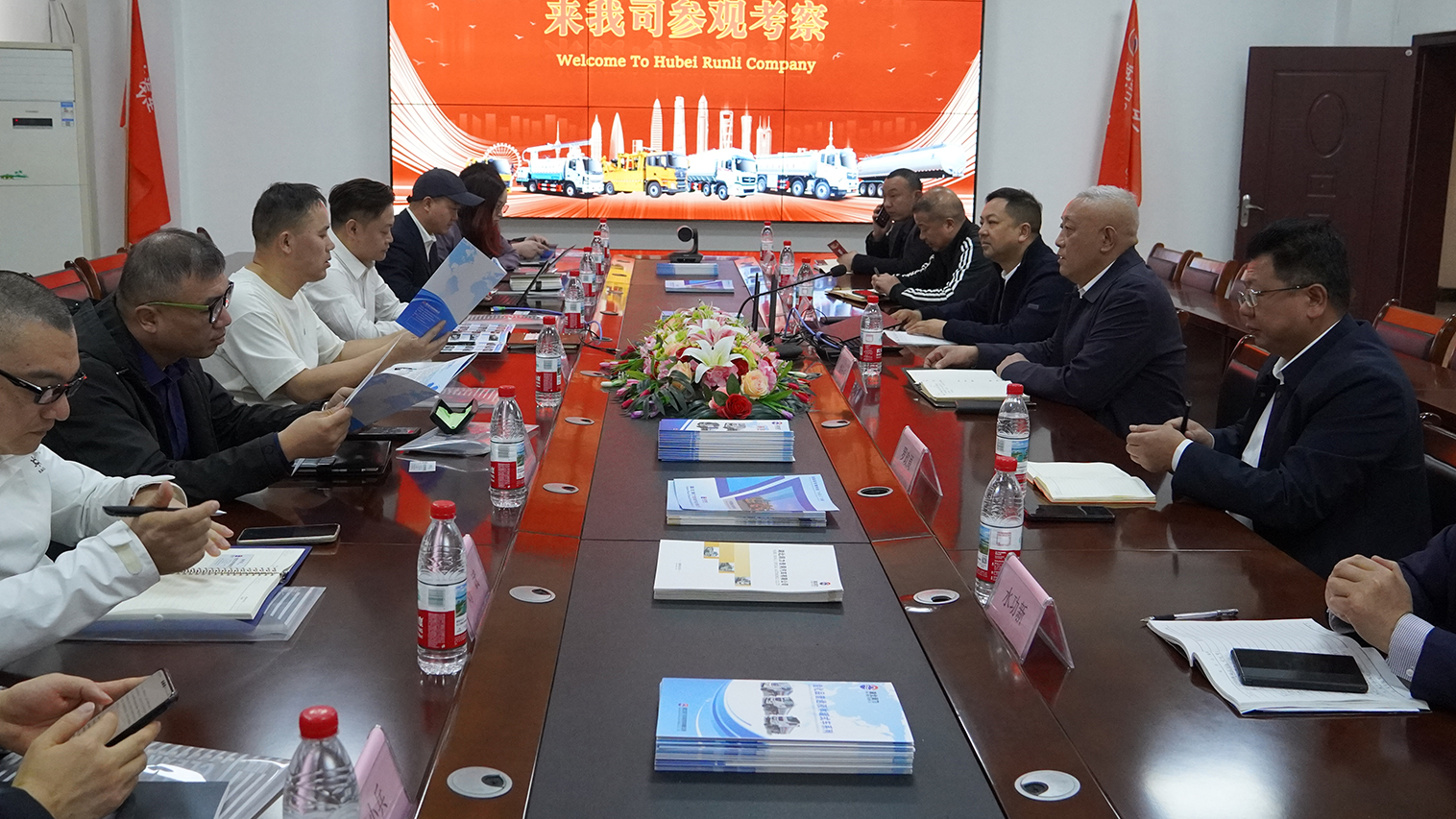 知名外貿(mào)公司來潤力訪問，深入交流合作共贏！